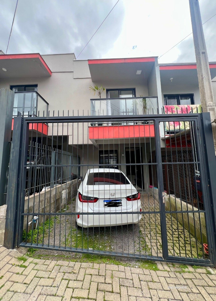 Sobrado no Bairro Charqueadas