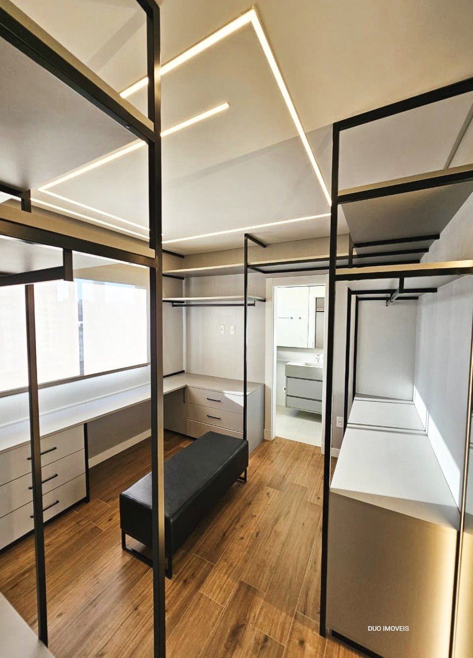 Apartamento Meia Praia