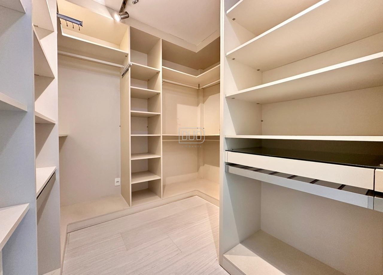 EDIFICIO SOLAR CARNIEL