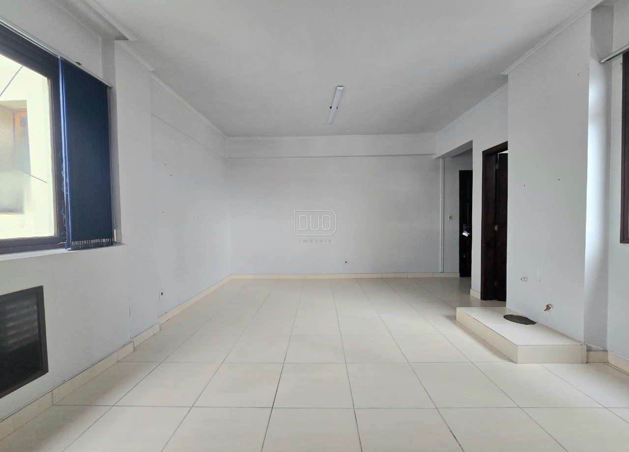 Ed. Galeria Vitrine Central