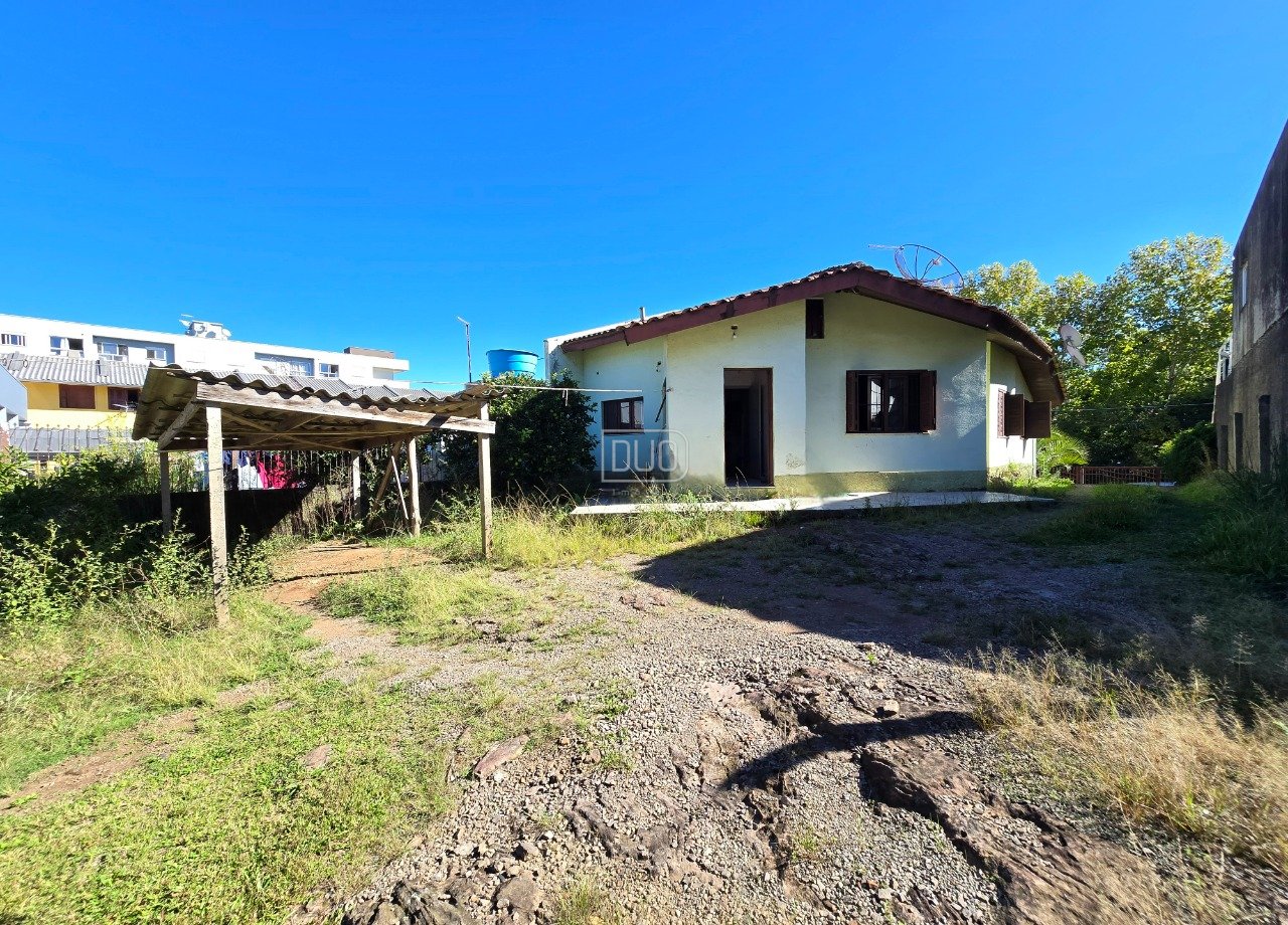 Casa no Desvio Rizzo