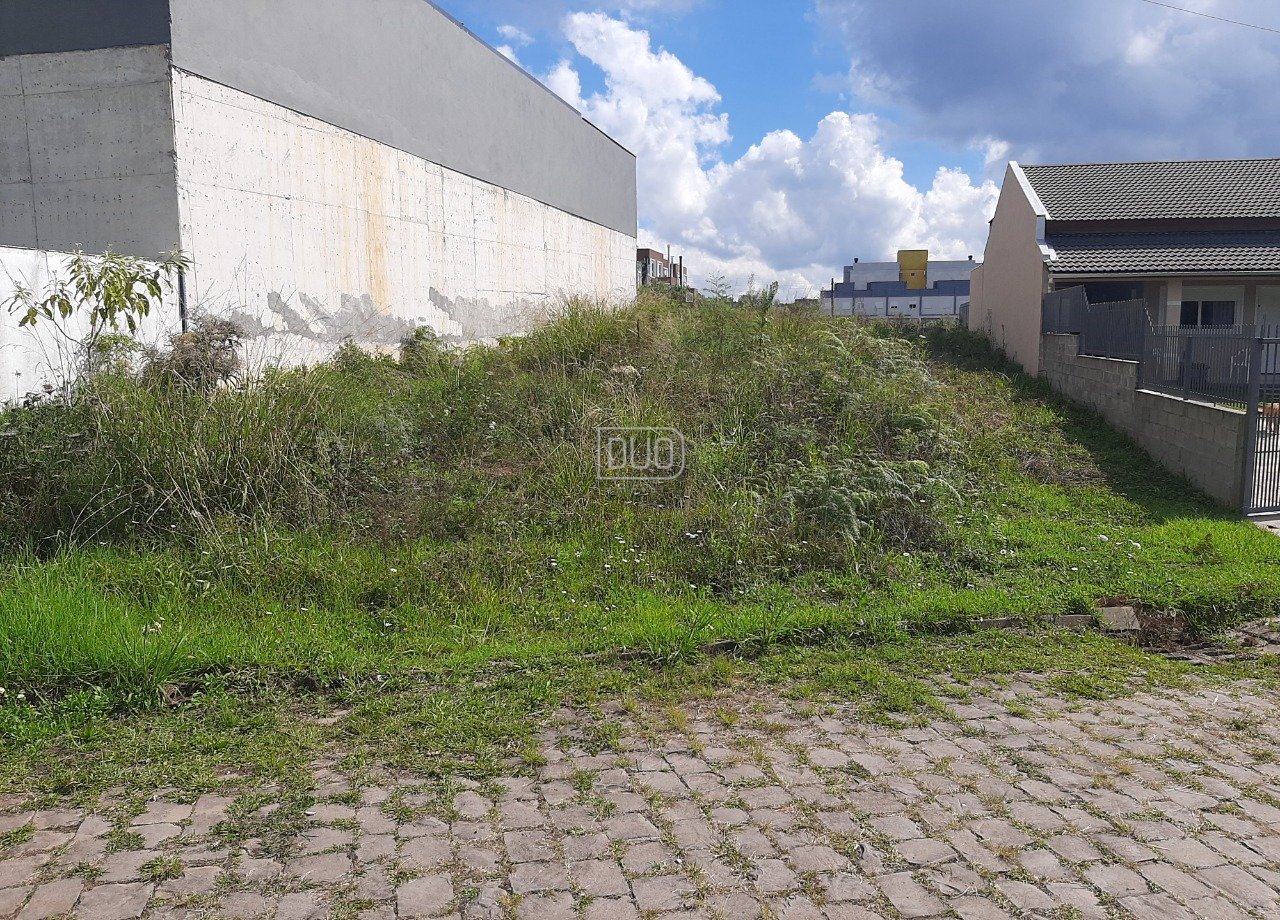 Terreno no Nossa Senhora da Saúde